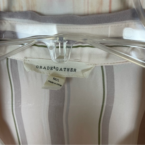 Grade & Gather Two Piece Striped Pajama Set (M/L) - Picture 8 of 16